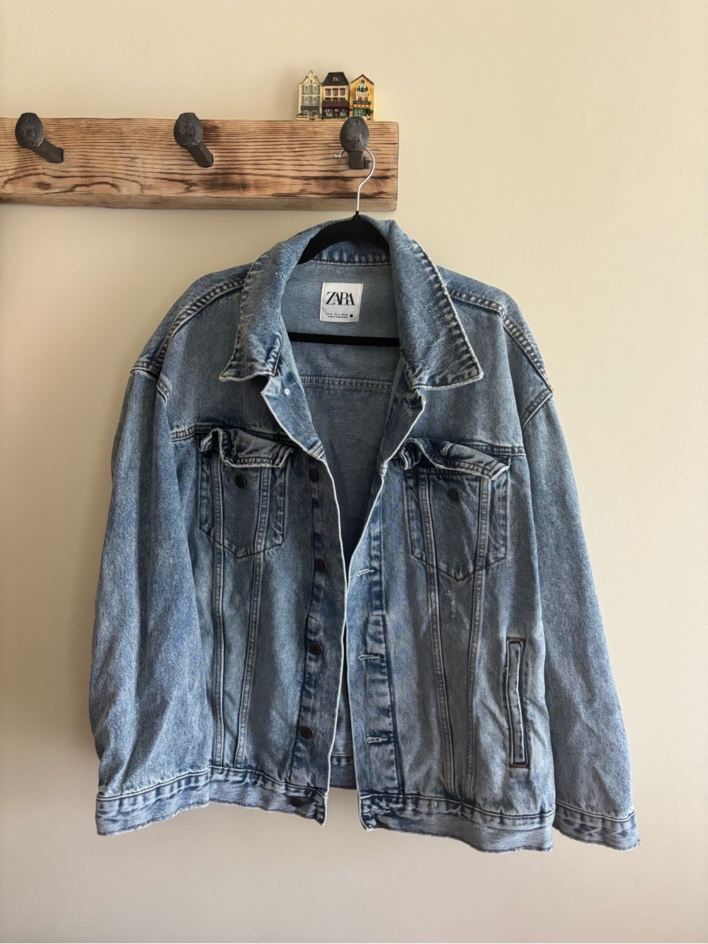 7.) ZARA / Oversized Denim Jacket